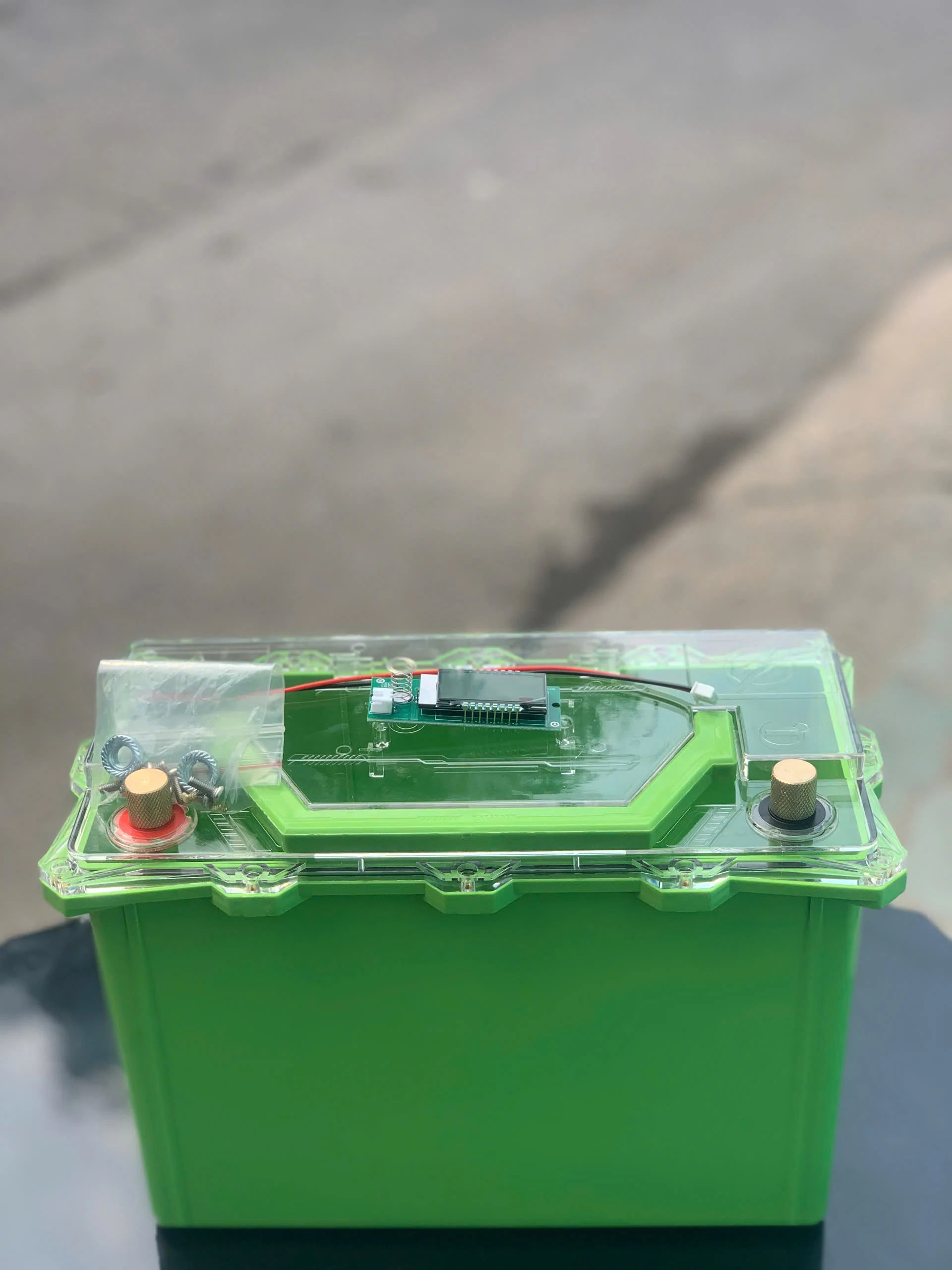 Hộp Pin Chống Nước Tuyệt Đối 60Ah - 75Ah - Đầy Đủ Phụ Kiện