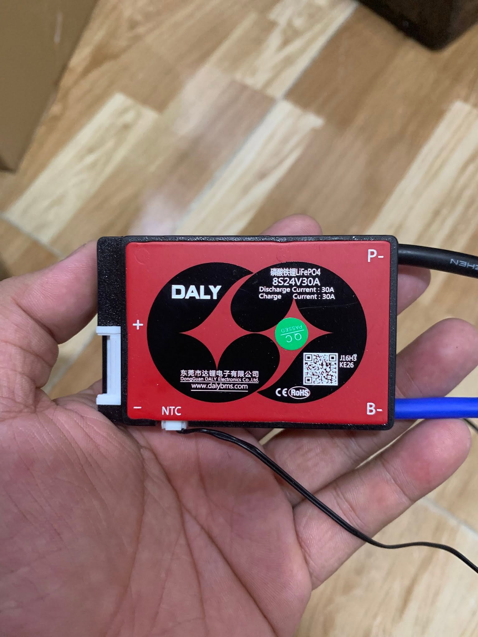 Mạch Bảo Vệ BMS 24V 8S 30A Cho 3.2V Chính Hãng DALY (Sạc Xả Chung)