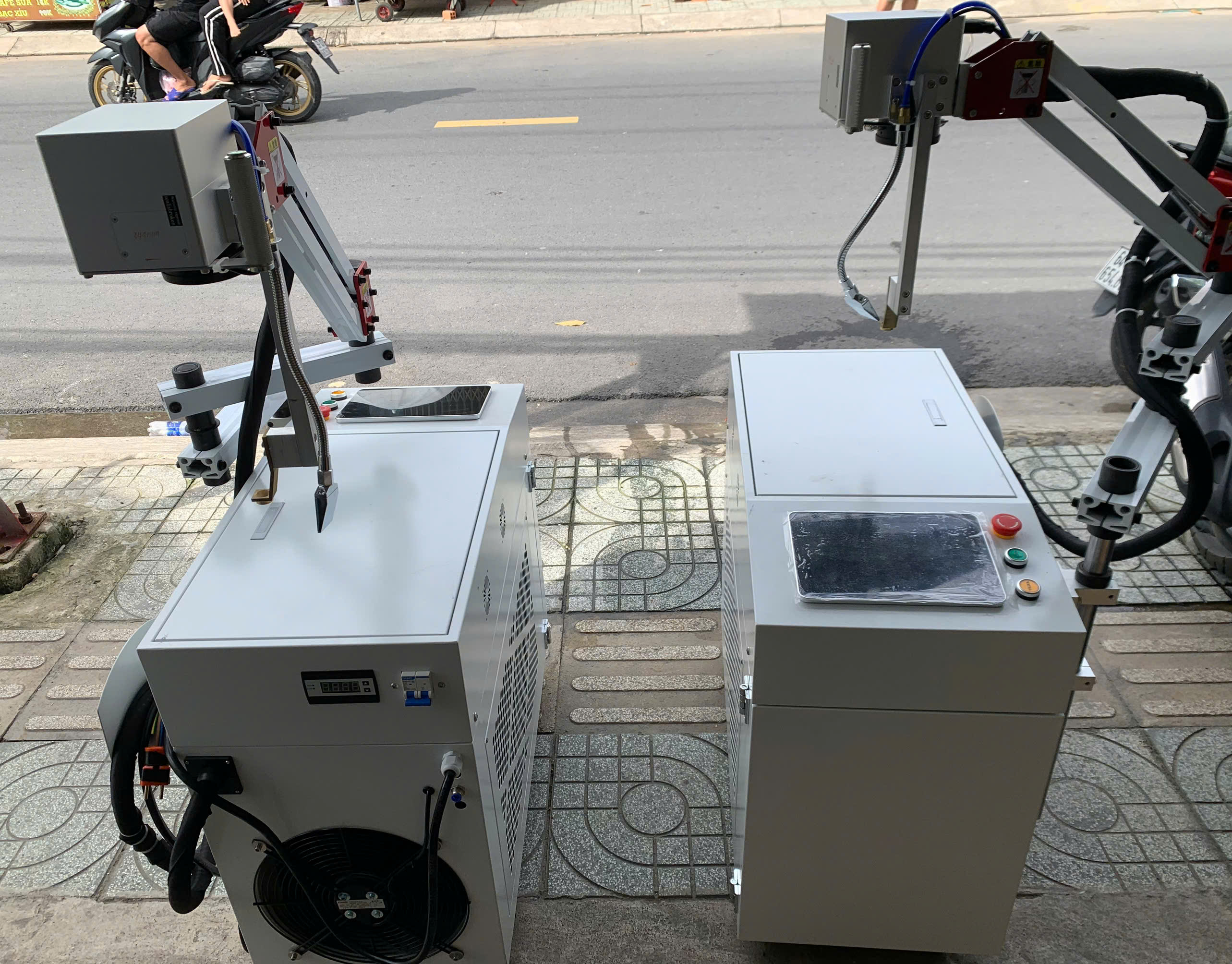 Máy Hàn Laser 1500W – Giải Pháp Hàn Pin