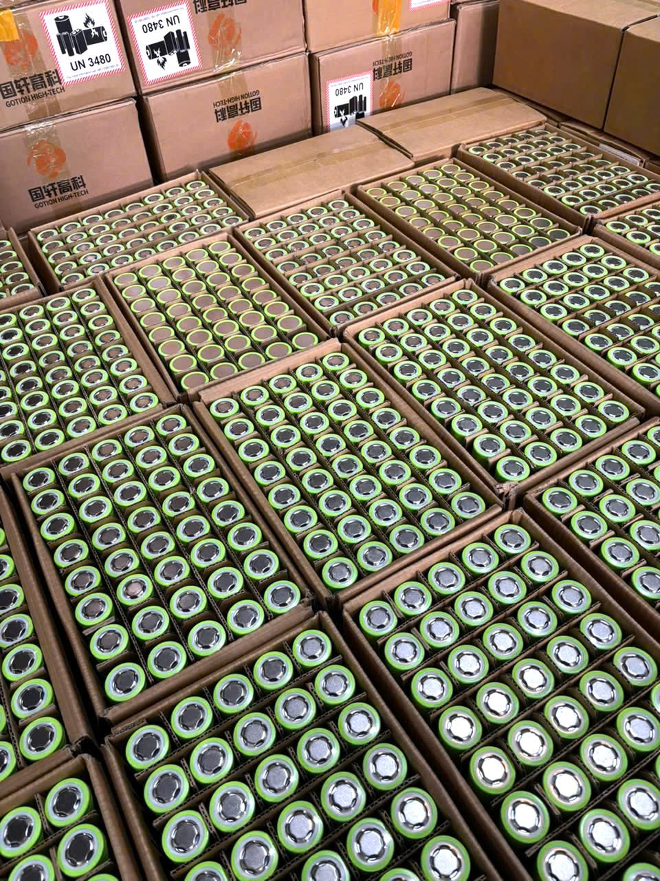 Hướng Dẫn Chọn Pin Lithium Chất Lượng Từ Hoàng Long