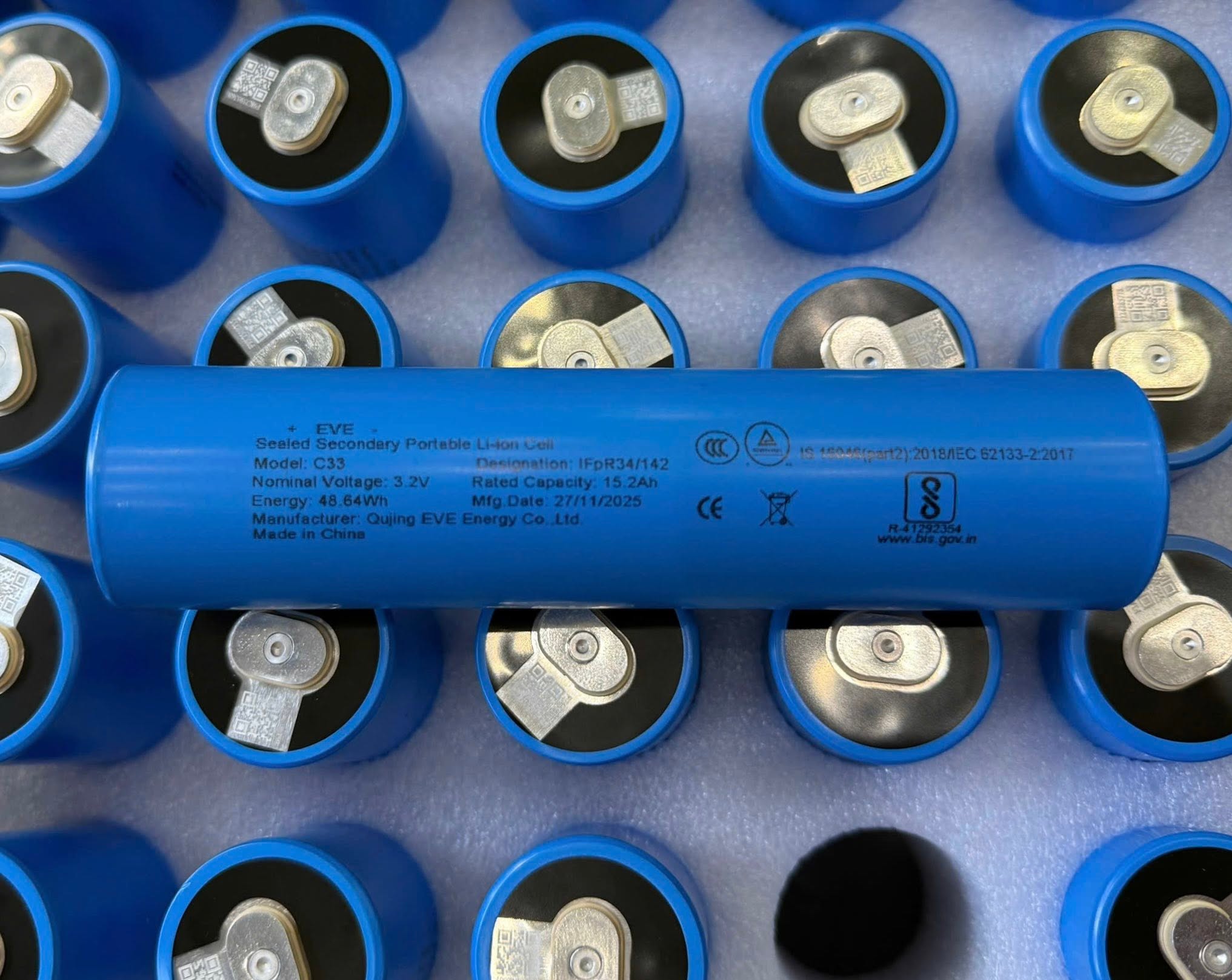 Pin Lithium EVE 33140 15Ah Chính Hãng – Hiệu Suất Cao, An Toàn Tuyệt Đối