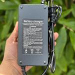 Sạc 21V 3A – Bộ sạc pin máy công cụ
